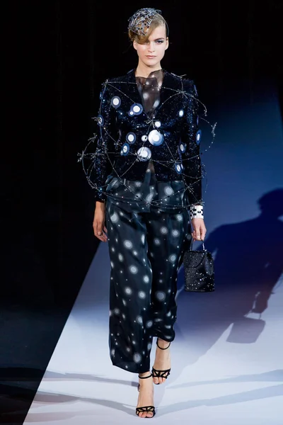 Look 63